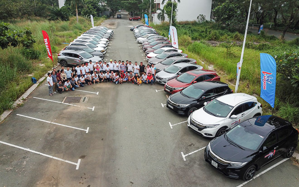 Quảng cáo offline: Các kênh marketing truyền thống nào vẫn hiệu quả? 4 Quảng Cáo Ô Tô - Tối Ưu Đa Nền Tảng Quảng cáo offline: Các kênh marketing truyền thống nào vẫn hiệu quả?