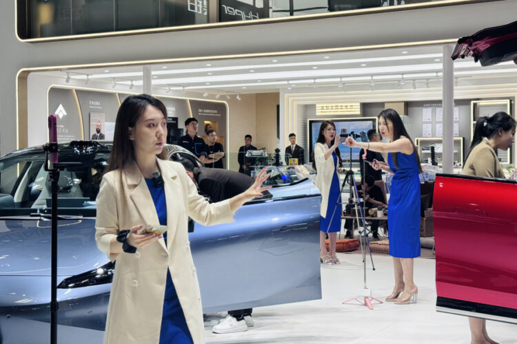 Tổng quan về PR và vai trò của truyền thông quảng cáo ô tô