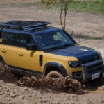 Land Rover Defender Trophy sắp về Việt Nam: SUV off-road hạng sang giá 7,489 tỷ đồng