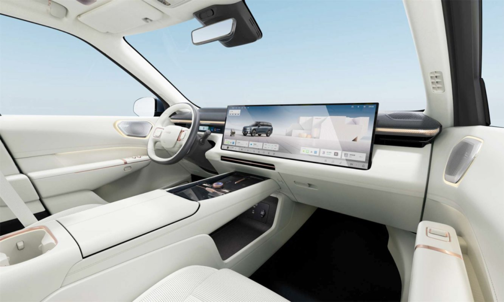 Lynk & Co 900 sắp ra mắt Việt Nam: SUV công nghệ cao chạy điện hơn 200 km, tiện nghi như xe sang