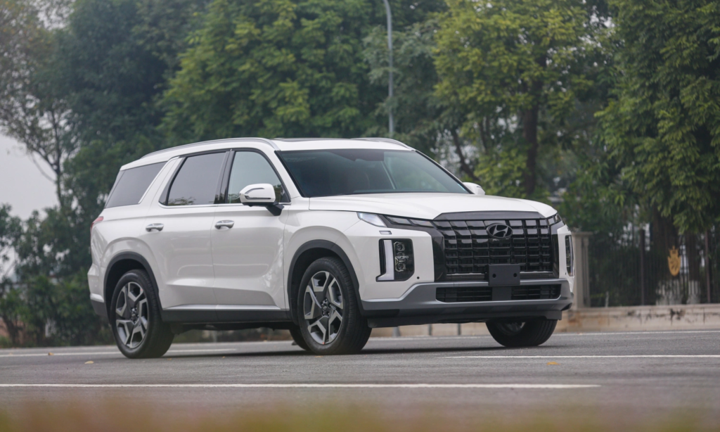 Hyundai Palisade giảm giá mạnh tới 170 triệu đồng: SUV cỡ E nay cạnh tranh phân khúc D