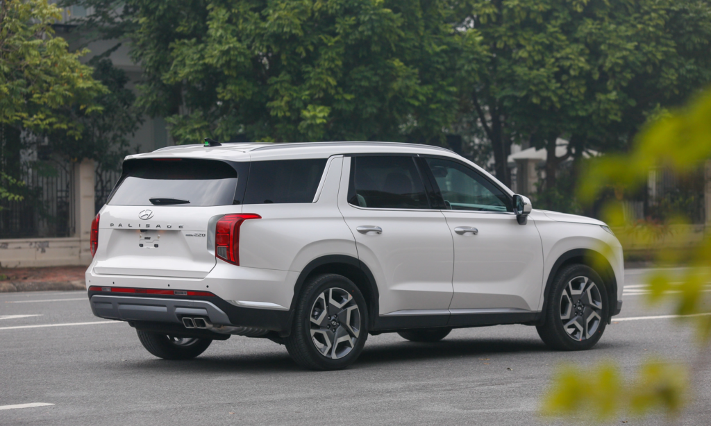 Hyundai Palisade giảm giá mạnh tới 170 triệu đồng: SUV cỡ E nay cạnh tranh phân khúc D