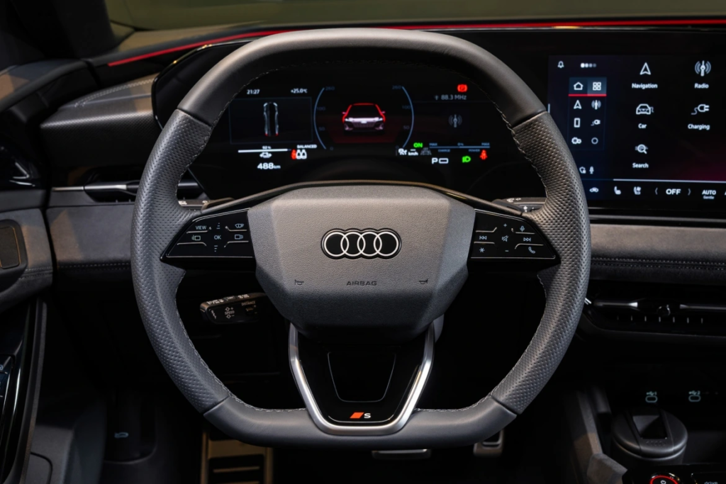 Audi S6 Sportback e-tron ra mắt Việt Nam, giá từ 4,2 tỷ đồng