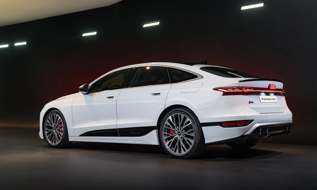Audi S6 Sportback e-tron ra mắt Việt Nam: Sedan điện hiệu suất cao giá từ 4,2 tỷ đồng