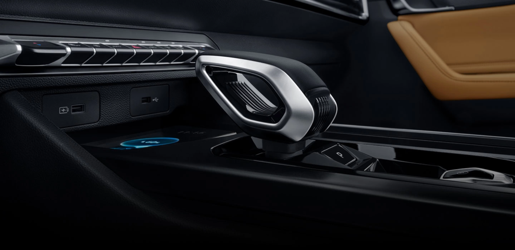 Geely Okavango sắp ra mắt Việt Nam: SUV 7 chỗ rộng rãi, cạnh tranh Everest và Santa Fe 5 Quảng Cáo Ô Tô - Tối Ưu Đa Nền Tảng Geely Okavango sắp ra mắt Việt Nam: SUV 7 chỗ rộng rãi, cạnh tranh Everest và Santa Fe